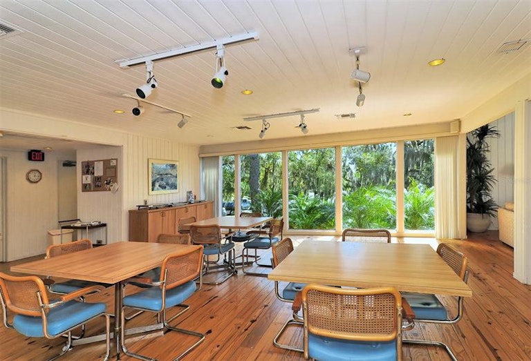 Photo 56 of 77 - 306 Pine Run Dr, Osprey, FL 34229