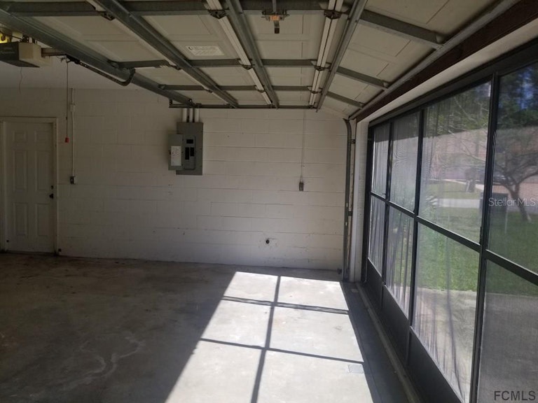 Photo 13 of 16 - 2 Regina Ln, Palm Coast, FL 32164