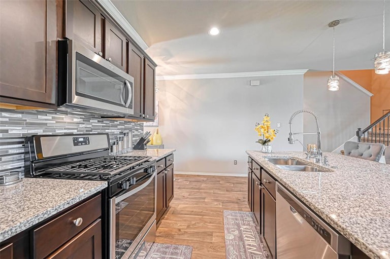 Photo 19 of 45 - 4407 Follina Trl, Katy, TX 77449