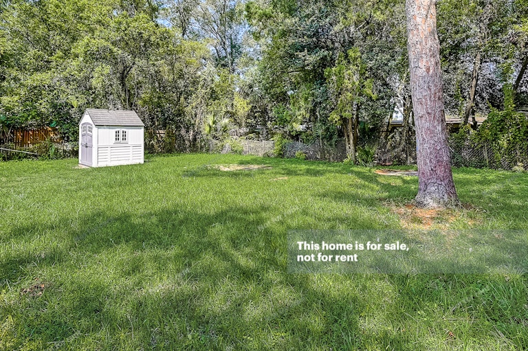 Photo 14 of 27 - 3503 Rogero Rd, Jacksonville, FL 32277
