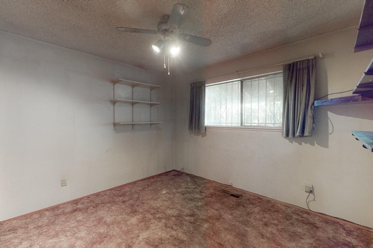 Photo 30 of 56 - 1150 Nickel Ln, Yuba City, CA 95991