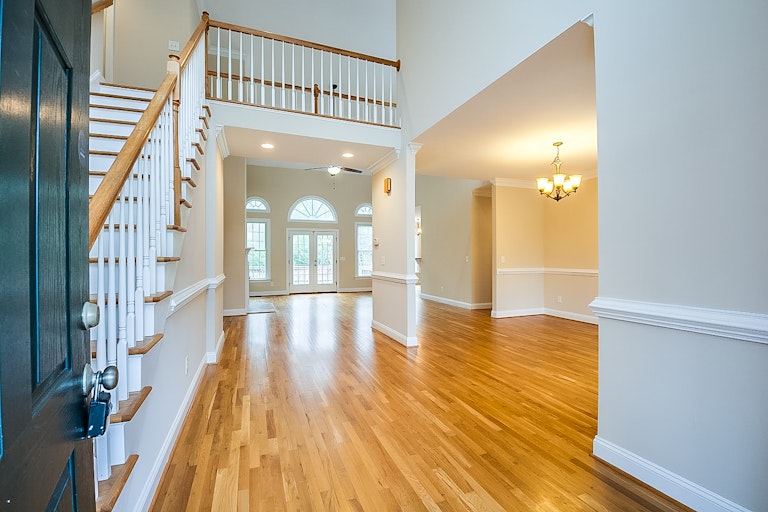 Photo 7 of 28 - 1804 Blackstone Dr, Durham, NC 27712