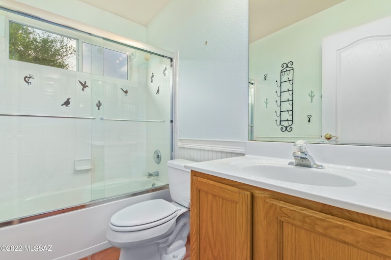 Photo 34 of 42 - 2553 W Bluffs Peak Ct, Tucson, AZ 85742