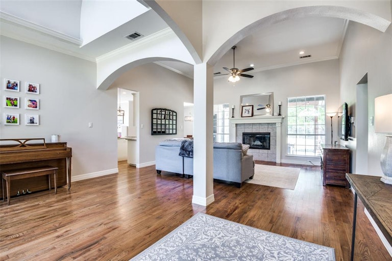 Photo 7 of 37 - 3784 Preston Hills Cir, Celina, TX 75009