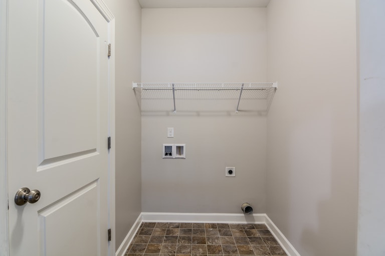 Photo 19 of 27 - 92 Poston Ct, Benson, NC 27504