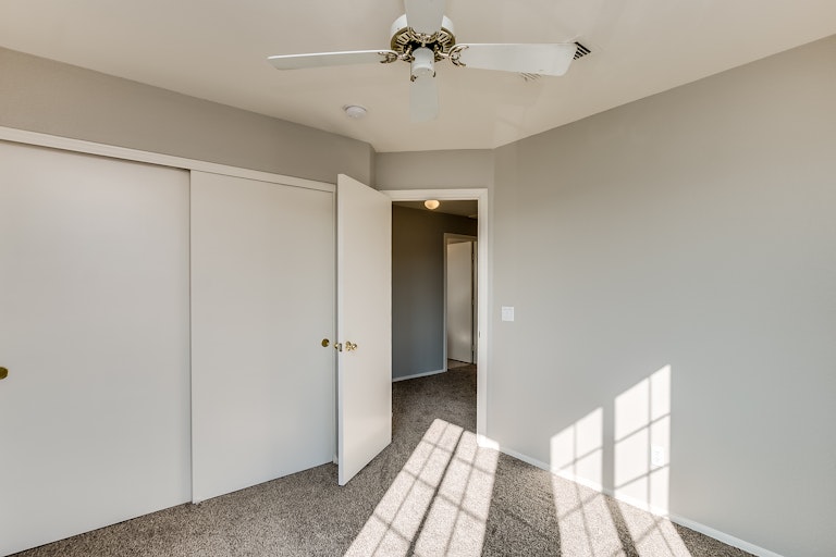 Photo 28 of 38 - 9236 W Athens St, Peoria, AZ 85382