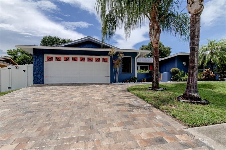 Photo 17 of 99 - 206 Timberview Dr, Safety Harbor, FL 34695