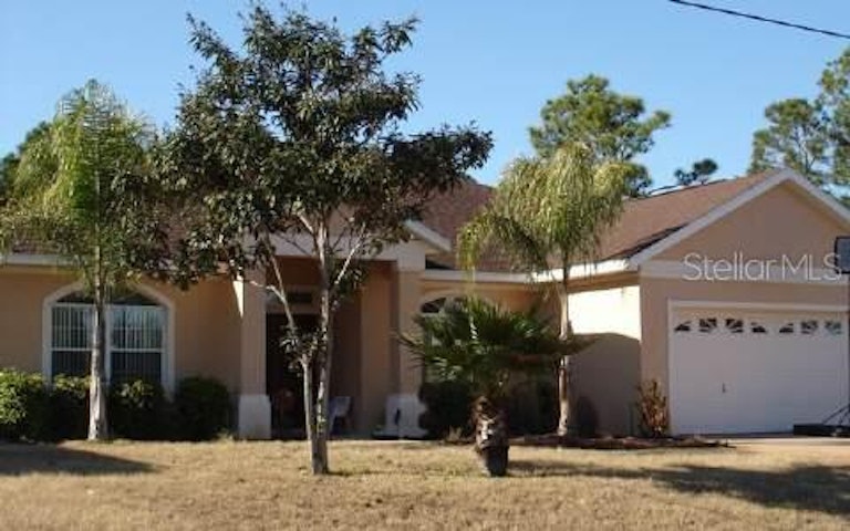 Photo 1 of 1 - 31 President Ln, Palm Coast, FL 32164