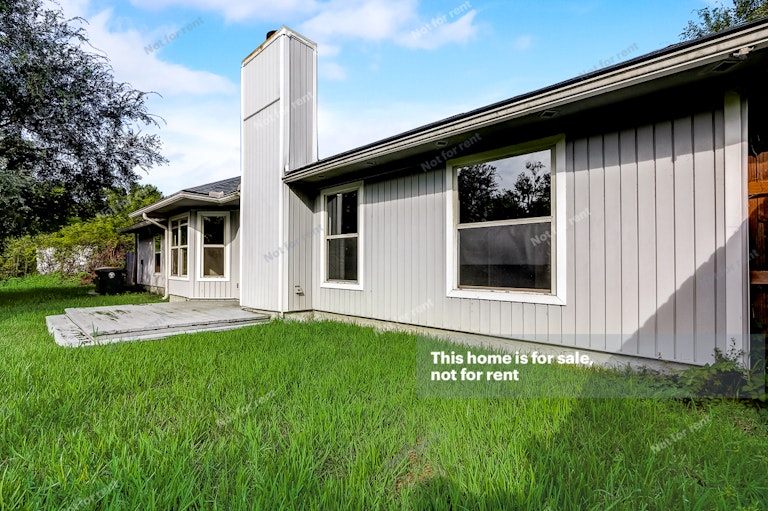 Photo 14 of 33 - 10435 Marble Egret Ct W, Jacksonville, FL 32257