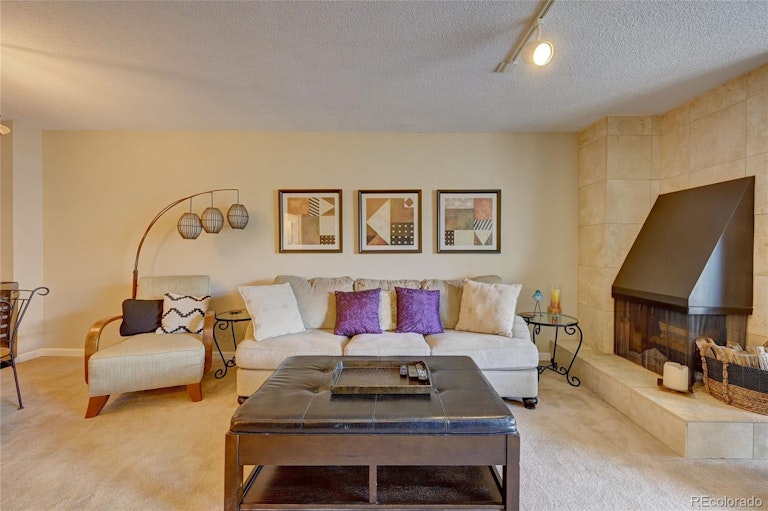 Photo 10 of 36 - 1777 Larimer St #1711, Denver, CO 80202