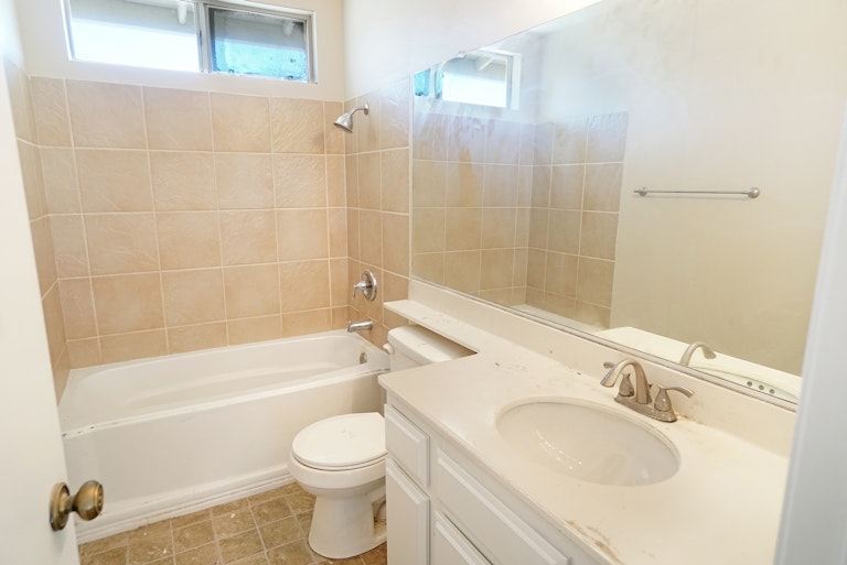 Photo 14 of 17 - 1625 Arroyo Viejo Dr, San Jacinto, CA 92583