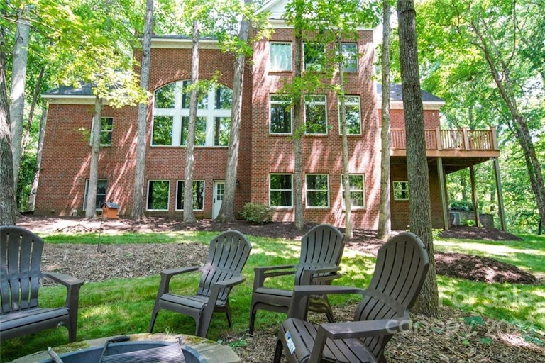 Photo 45 of 48 - 10250 Barringer Ct, Mount Pleasant, NC 28124