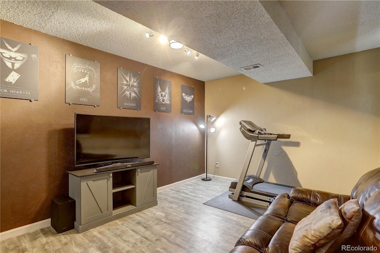 Photo 25 of 34 - 8442 Blazing Star Pl, Parker, CO 80134