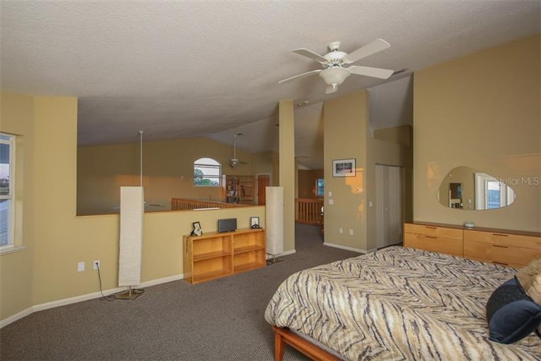 Photo 14 of 25 - 6511 Bayshore Rd, Palmetto, FL 34221