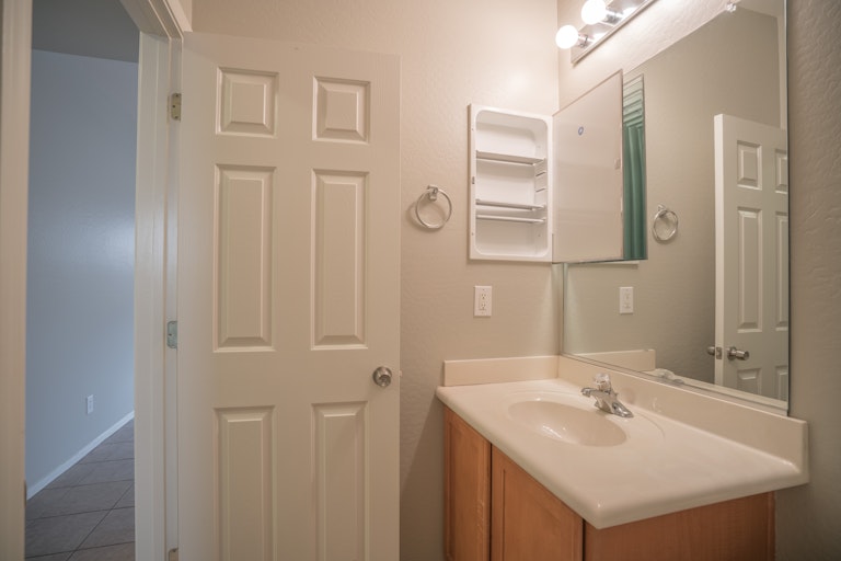 Photo 24 of 29 - 1740 W Twain Dr, Anthem, AZ 85086
