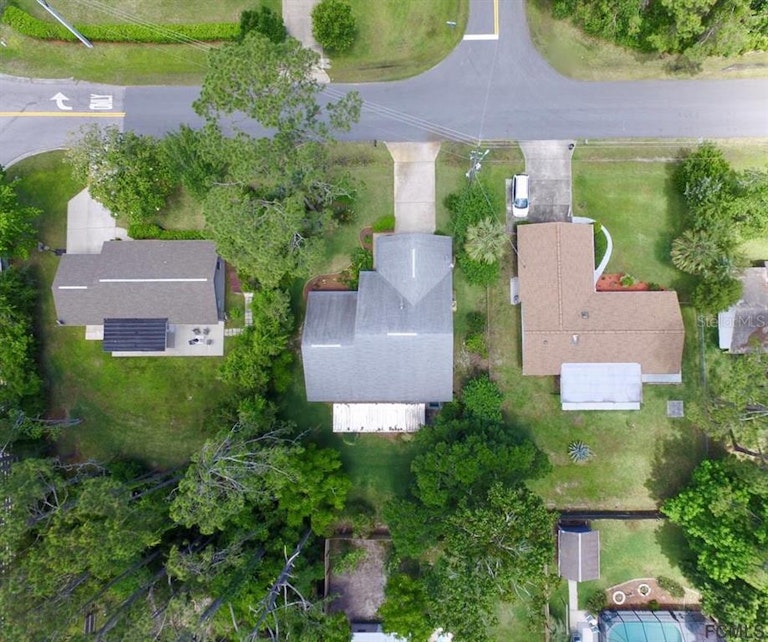 Photo 4 of 17 - 8 Beachway Dr, Palm Coast, FL 32137