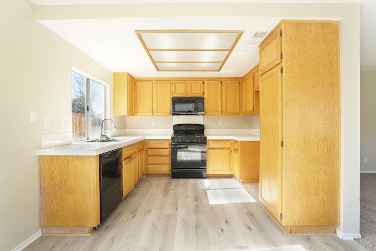 Photo 4 of 17 - 1625 Arroyo Viejo Dr, San Jacinto, CA 92583
