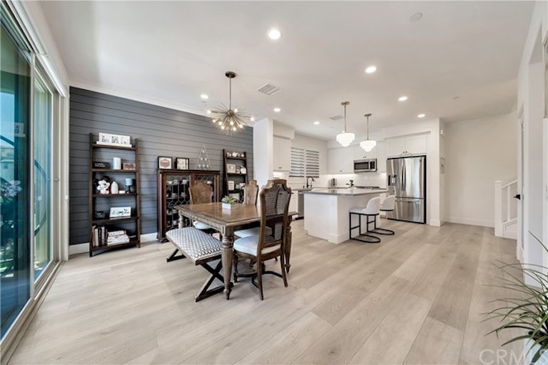 Photo 14 of 48 - 565 S Motif St, Anaheim, CA 92805