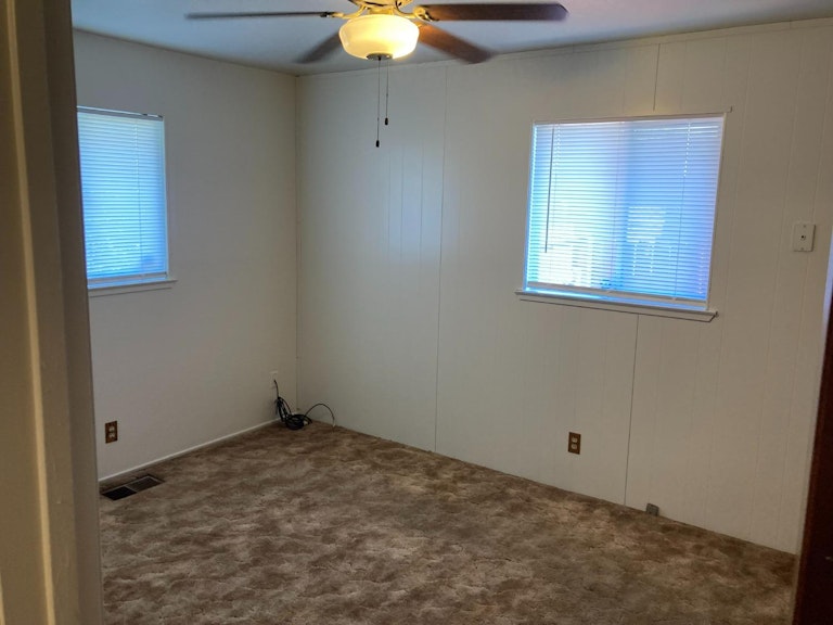 Photo 16 of 22 - 10463 Malaga Way, Rancho Cordova, CA 95670