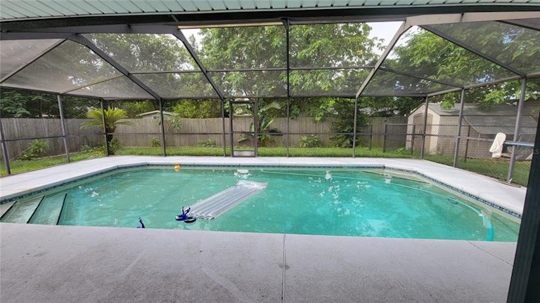 Photo 2 of 28 - 3334 Avenue J NW, Winter Haven, FL 33881