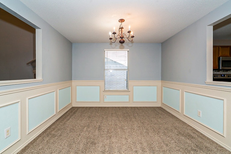 Photo 9 of 25 - 10252 Dawson Trl, Fort Worth, TX 76108