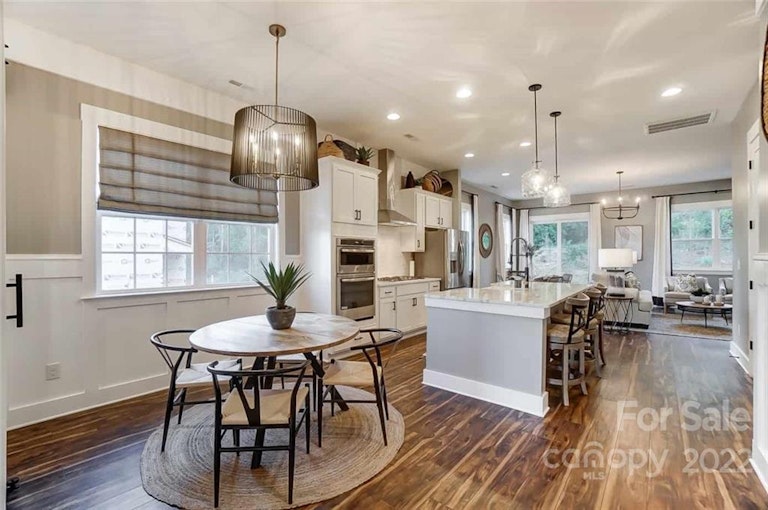 Photo 9 of 33 - 1035 Masefield Ave, Matthews, NC 28105