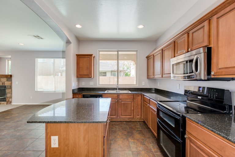 Photo 10 of 31 - 4349 E Cullumber St, Gilbert, AZ 85234