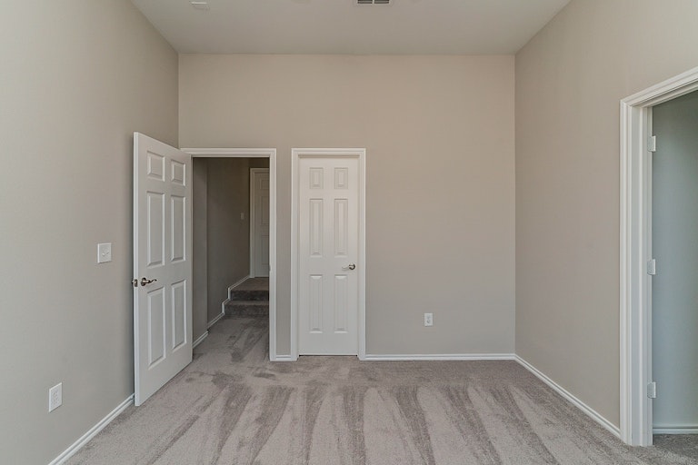 Photo 19 of 25 - 2800 Pasadena Ln, Arlington, TX 76015