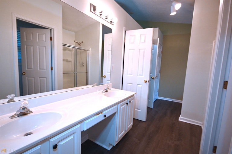 Photo 14 of 27 - 4160 McEver Park Dr, Acworth, GA 30101