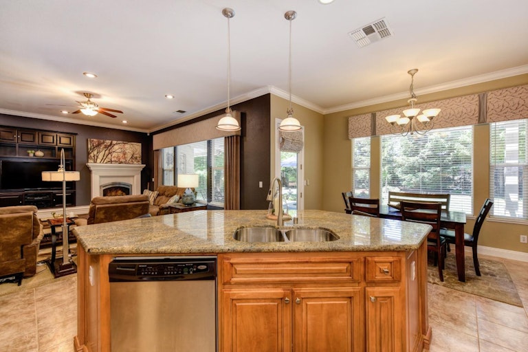 Photo 30 of 70 - 8910 Belford Ct, Roseville, CA 95747
