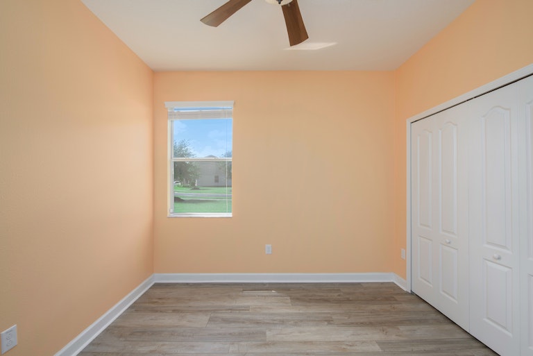 Photo 40 of 42 - 19303 Prairie Tree Pl, Tampa, FL 33647