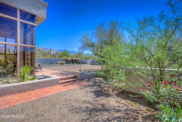 Photo 43 of 50 - 4520 N Flecha Dr, Tucson, AZ 85718