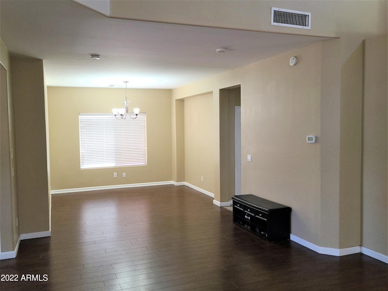 Photo 12 of 42 - 333 W Atlantic Dr, Casa Grande, AZ 85122