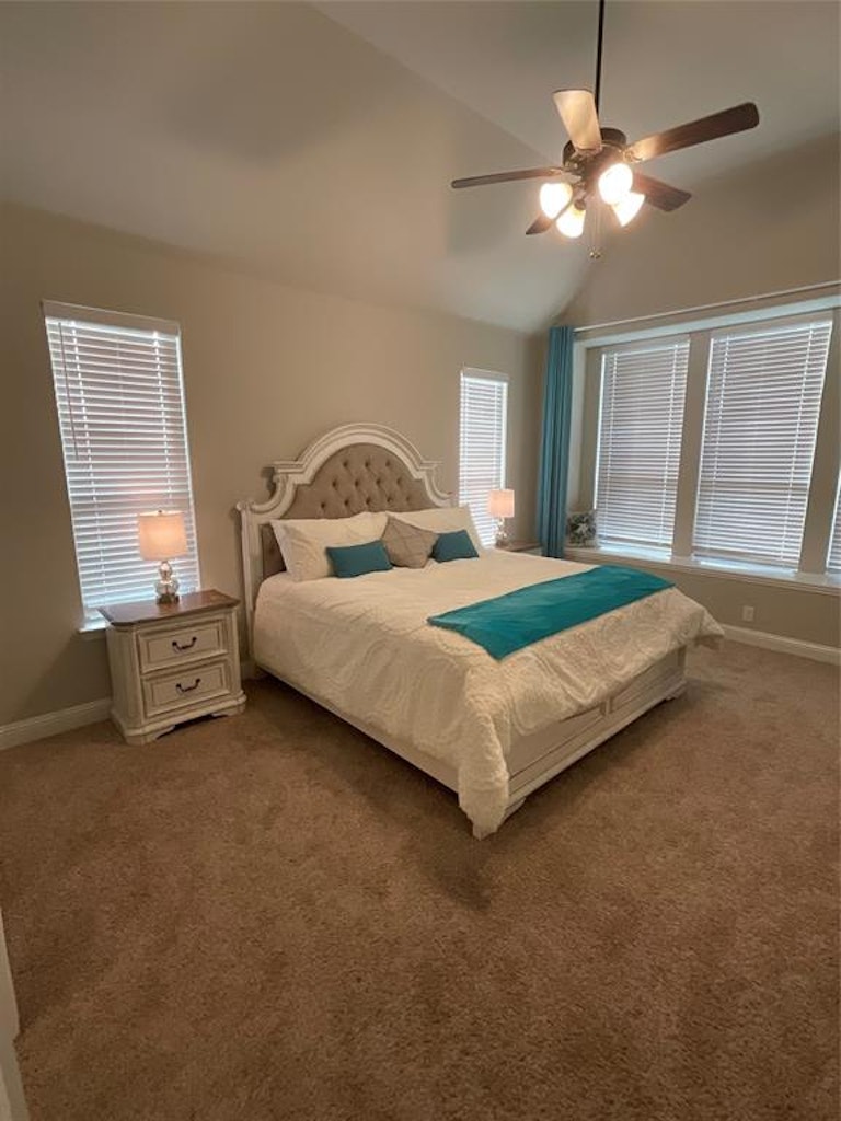 Photo 8 of 22 - 6133 Painswick Dr, Aubrey, TX 76227