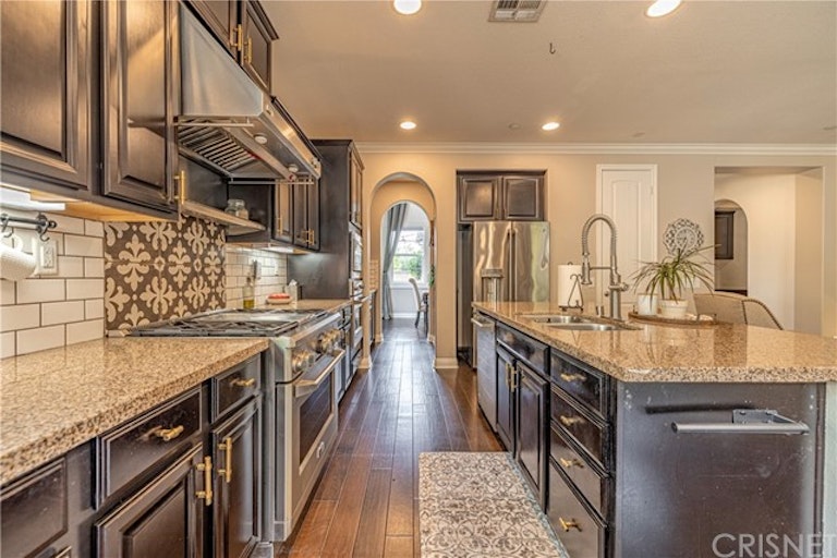 Photo 17 of 63 - 28322 Chisel Ct, Valencia, CA 91354