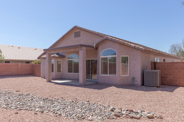 Photo 6 of 20 - 4230 W Escuda Dr, Glendale, AZ 85308