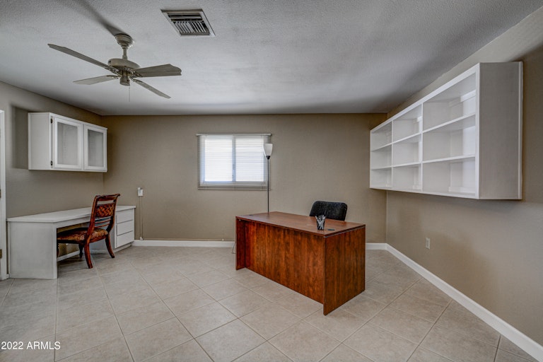 Photo 27 of 32 - 13207 W Kodiak Dr, Sun City West, AZ 85375