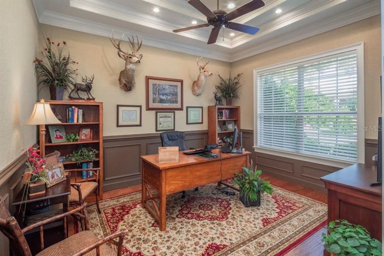 Photo 14 of 25 - 605 Whisper Woods Dr, Lakeland, FL 33813