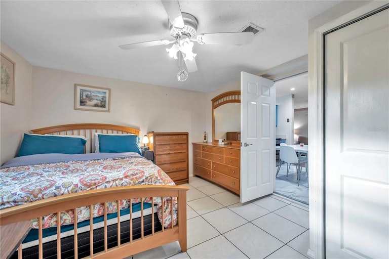 Photo 25 of 52 - 9851 Marlinton Ln, Port Richey, FL 34668