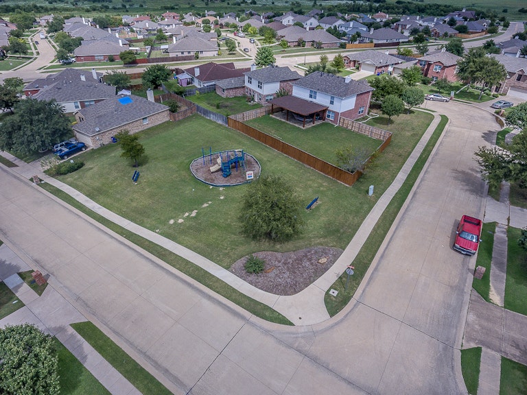 Photo 25 of 25 - 1123 Cumberland Dr, Forney, TX 75126