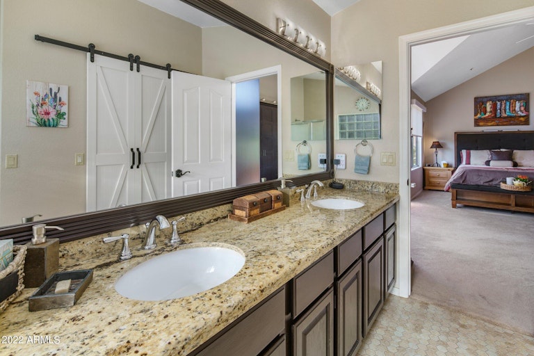 Photo 26 of 48 - 11100 E Greythorn Dr, Scottsdale, AZ 85262