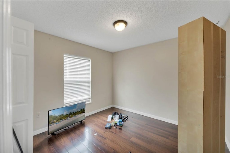 Photo 28 of 34 - 1975 Alambra Cir, Apopka, FL 32703