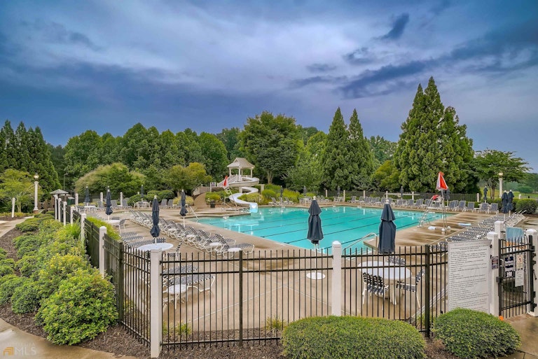Photo 31 of 34 - 468 Greyfield Dr, Canton, GA 30115