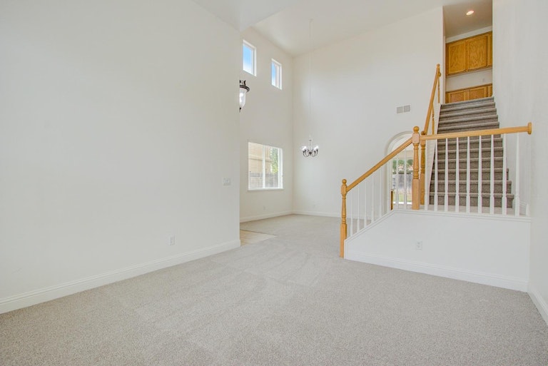 Photo 8 of 27 - 4018 Pinoche Peak Way, Rancho Cordova, CA 95742
