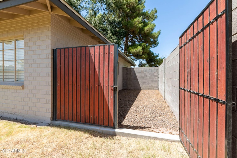 Photo 27 of 29 - 4713 E Cambridge Ave, Phoenix, AZ 85008