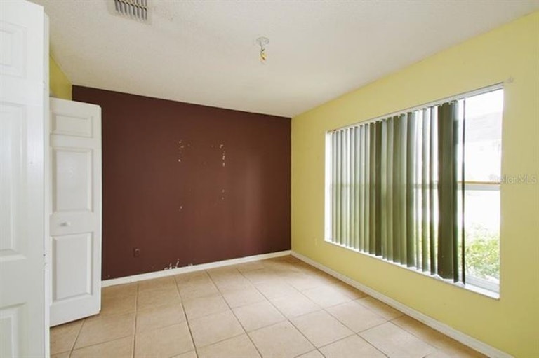 Photo 20 of 23 - 12925 Los Alamitos Ct, Orlando, FL 32837