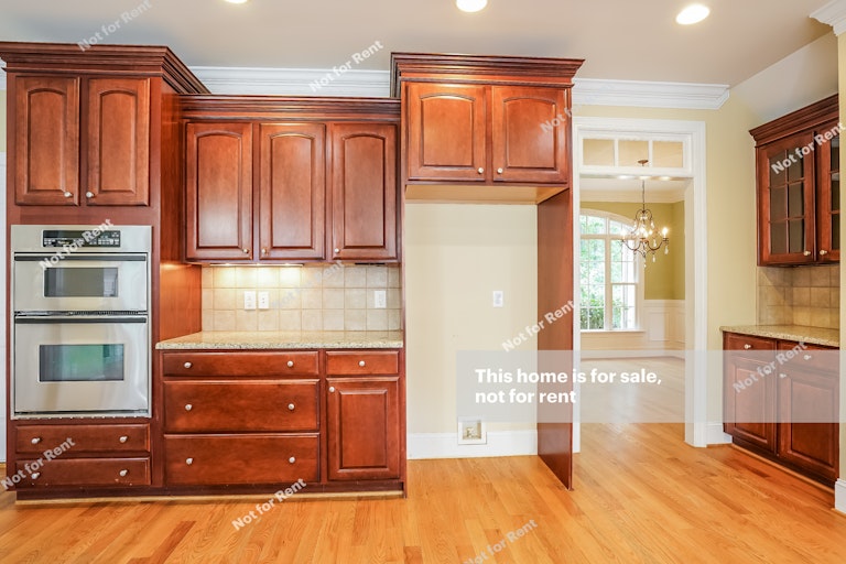 Photo 19 of 25 - 7405 Oriole Dr, Wake Forest, NC 27587