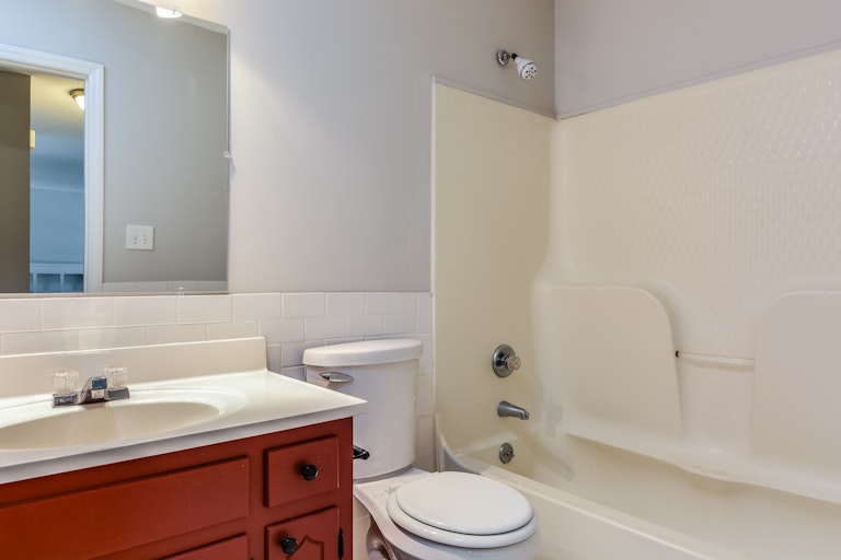 Photo 10 of 11 - 4221 Timberbrook Dr, Raleigh, NC 27616