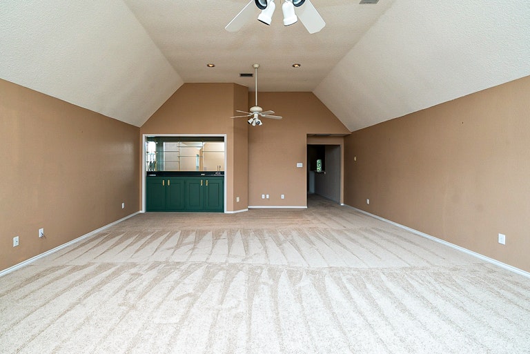 Photo 24 of 28 - 3306 Abingdon Dr, Richardson, TX 75082