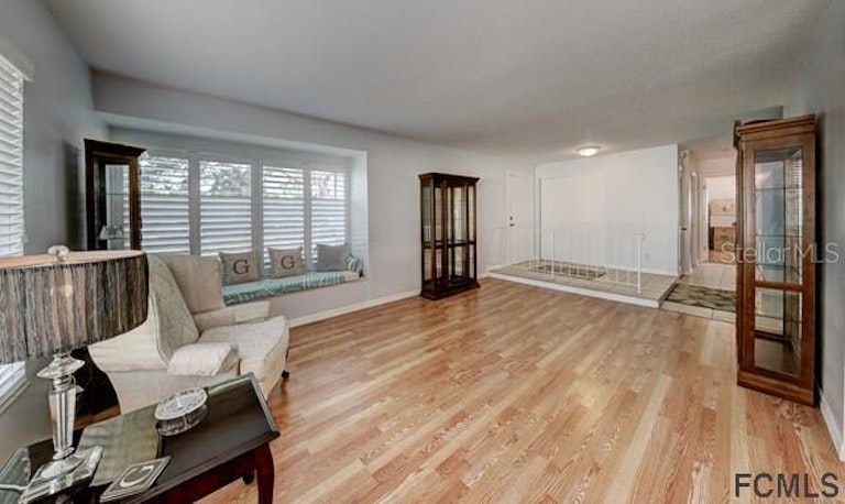 Photo 10 of 39 - 11 Crompton Pl, Palm Coast, FL 32137